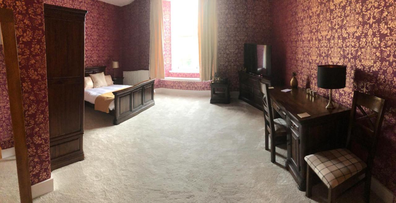 מלון קירקאלדי Oswald House מראה חיצוני תמונה